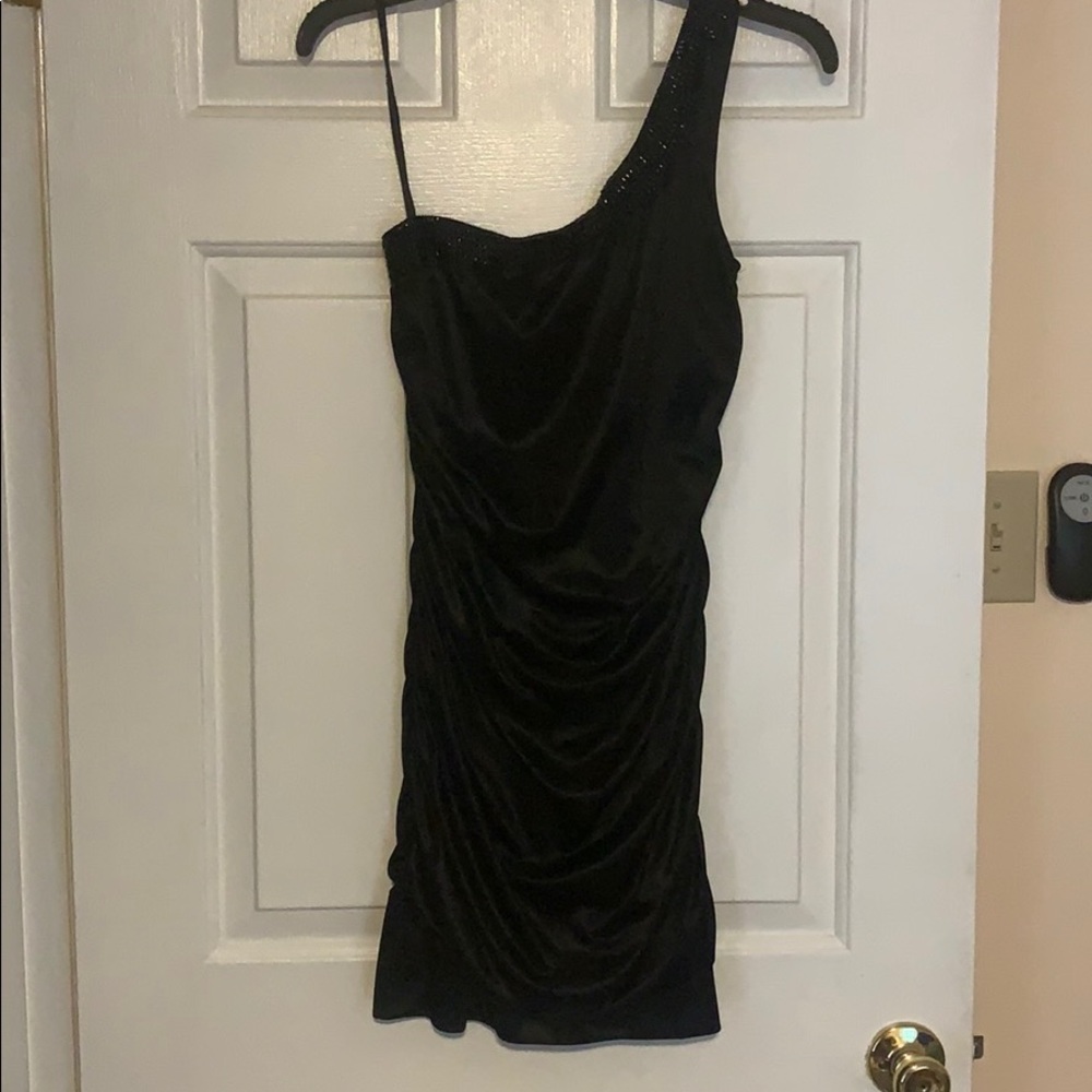 One shoulder black dress